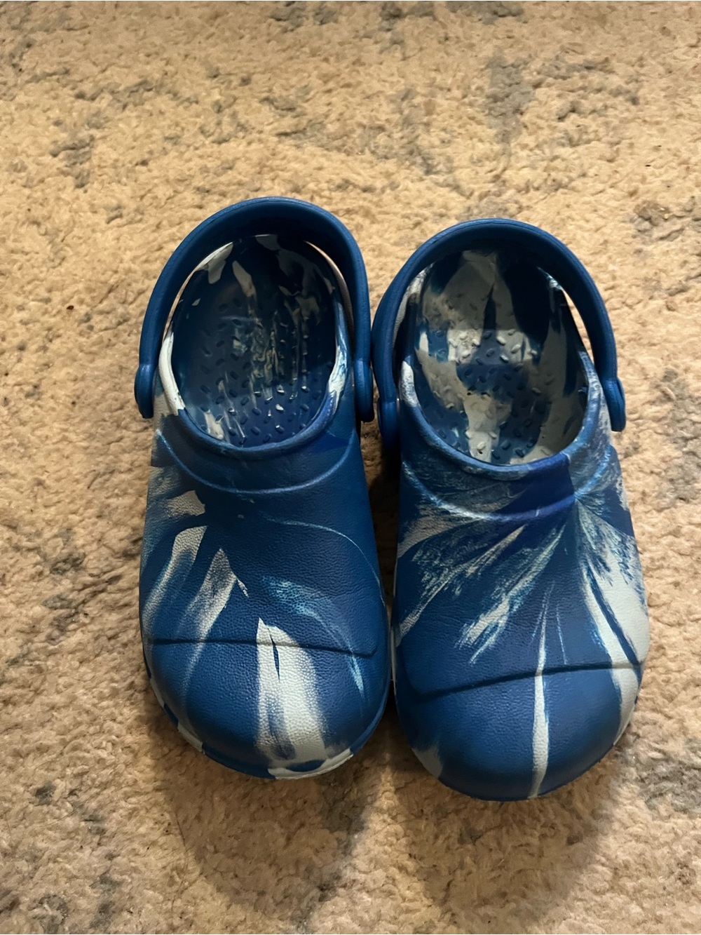 Kids Blue & White Splash Clogs